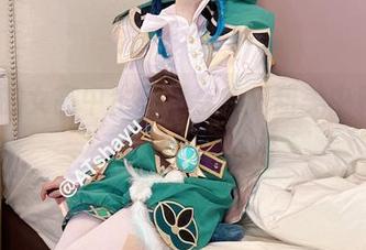 AT鲨的女高中生写真合集：甜美中藏着点小任性