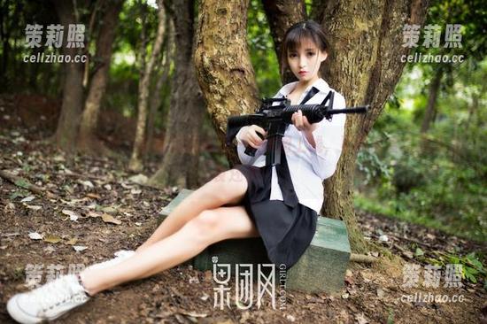 GIRLT果团网 - 莫雅淇的妹妹—新美图上线，更新速度比我找零食还快！