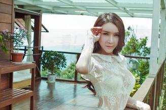 GIRLT果团网 – 看！陈雅漫在户外的写真集，你可能会不小心变成“迷妹”哦。
