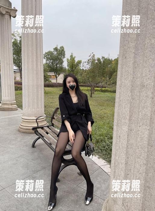 微密圈 - 高清图册里的黑色绑带，真心为July芝岚眩晕不已，结果竟无意中陷入冥想。
