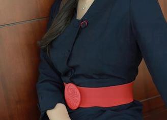 MFStar模范学院 – SiByl李思宁护士写真集，看到一半我就想：这也太撩了，下载去！