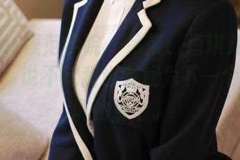 MFStar模范学院 – 吊带、唐琪儿il与高清壁纸；说不定我也会成为下一个等待霸屏的那个。