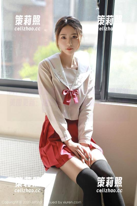 MFStar模范学院 - 艾莉Evelyn姐姐的美图更新：这次谁又被摄像机甩了个大跟头？