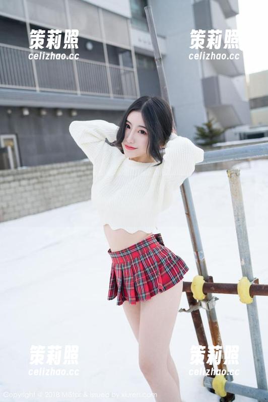 MiStar魅妍社 - 有一种特别的牛仔裤——萌奈子的原图，真心在说！