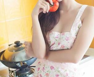 QingDouKe青豆客 – 卓琳妹妹在泳池，谁说免费的乐趣不好？