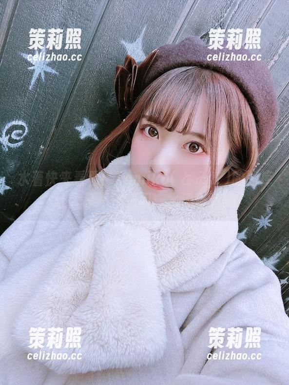 水着快来看看！Tomiko(とみこ)的图库，让人忍不住想问：水温合适吗？