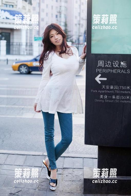TuiGirl推女郎-模特林夕 TuiGirl推女郎 - 模特林夕短裙图集,最新作品继续挑战你对美的定义。
