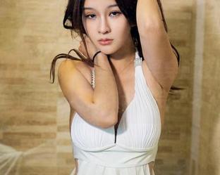 TuiGirl推女郎 – 当艾栗栗穿越校园，全套原图送上，谁说只会学习？