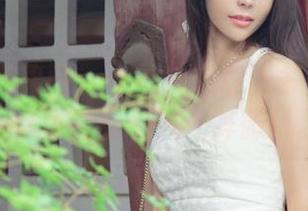 UGirls尤果网 – 小心！下载张多多的睡衣全集可能会引发一阵微风。
