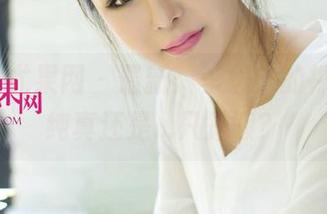 UGirls尤果网 – 最新：李思宁的裸足，是纯真还是…只是懒？