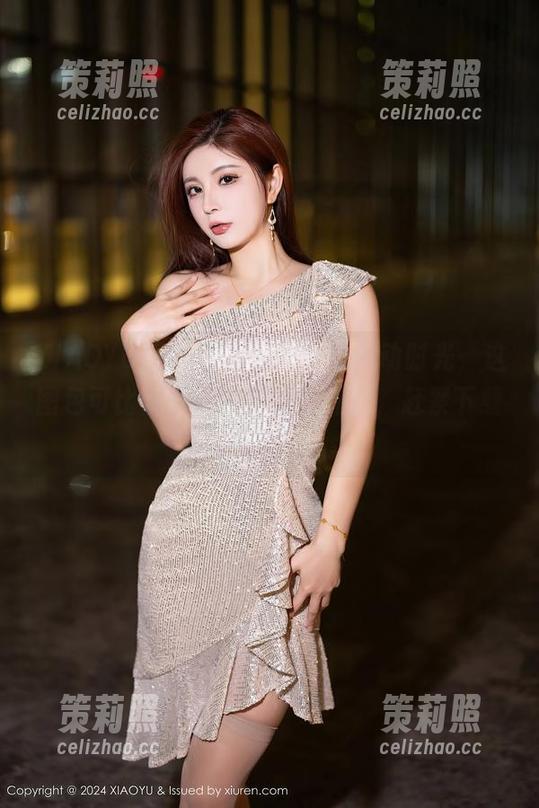 XIAOYU语画界 - 徐莉芝的运动时光，这图包可比健身房的会员卡有趣，赶紧下载压压惊！
