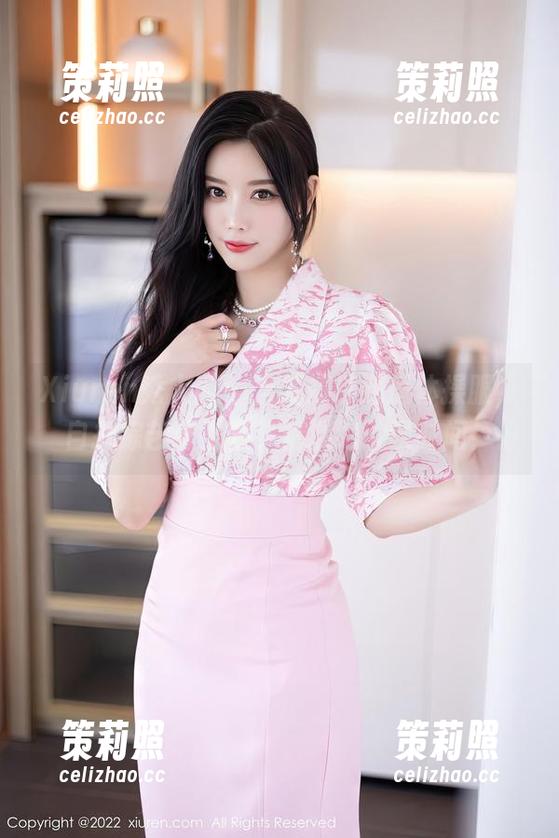 Xiuren秀人网 - 当刘婷婷邂逅体操服，自拍综艺感满分，精选绝耽误时间！