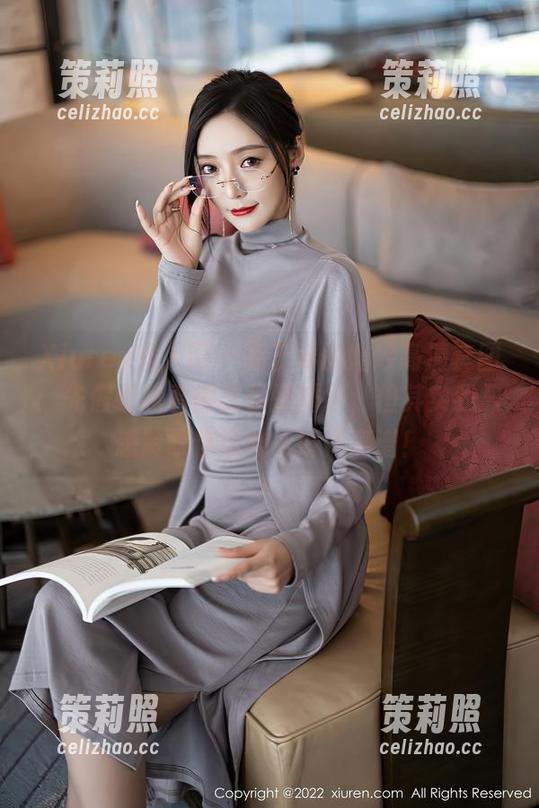 Xiuren秀人网-周于希 Xiuren秀人网 - 周于希的婚纱高清套图:先假装我看得出你是婚纱,但其实我只想赞叹你这技术好得离谱!