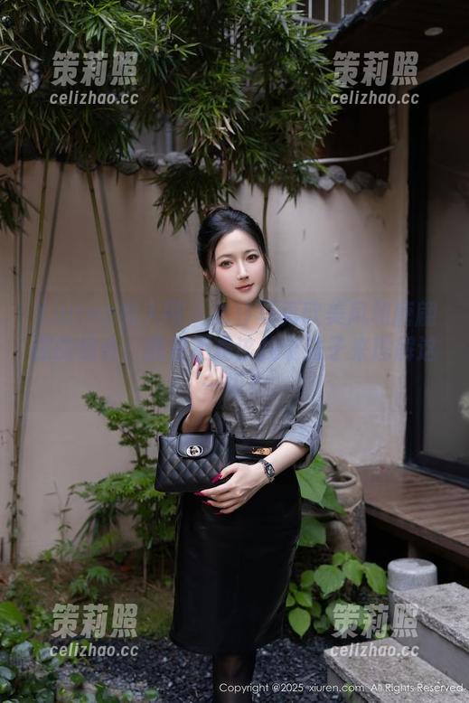 Xiuren秀人网 - 女仆写真欧美风和唐翩翩的结合：我是不是该找个法子来理解这一切？