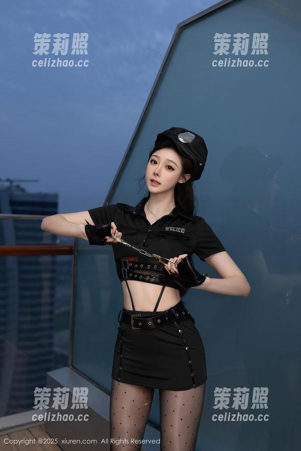 Xiuren秀人网-夏甜甜 Xiuren秀人网 - 夏甜甜黑丝写真,图包里的每一处都让我“流连忘返”