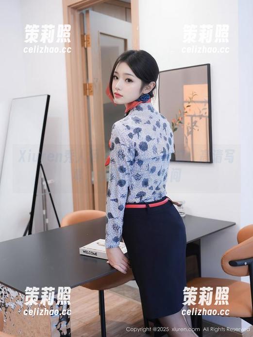 Xiuren秀人网 - 多香子在浴缸：高清写真，水花四溅的瞬间