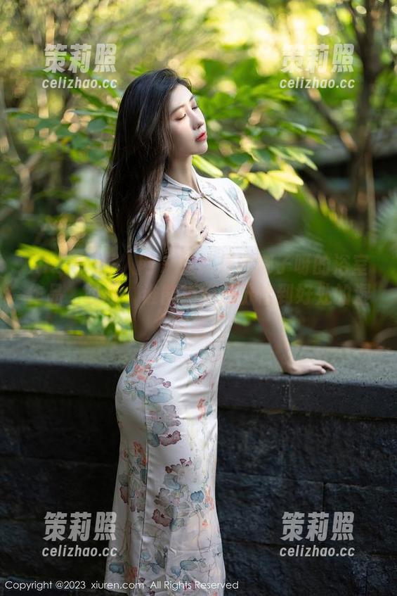 Xiuren秀人网-娜娜子呀 Xiuren秀人网 - 这就是娜娜子呀的浴室作品,哎呀,谁能拒绝这份恰到好处的湿润呢?