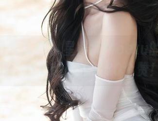 Xiuren秀人网 – 星小兔Meetu的御姐写真：越看越想给她80个赞！