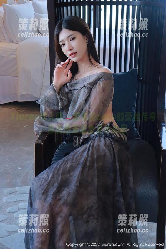 Xiuren秀人网 - 赵惟依coco的蕾丝传奇，私房图集里全是小心思