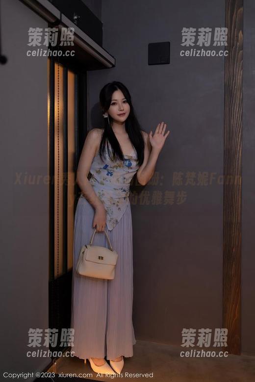 Xiuren秀人网-陈梵妮Fanny Xiuren秀人网 - 高清图册:陈梵妮Fanny在红裙里的优雅舞步