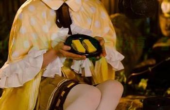 kitaro绮太郎的少女写真集分享，看得我好想叹气