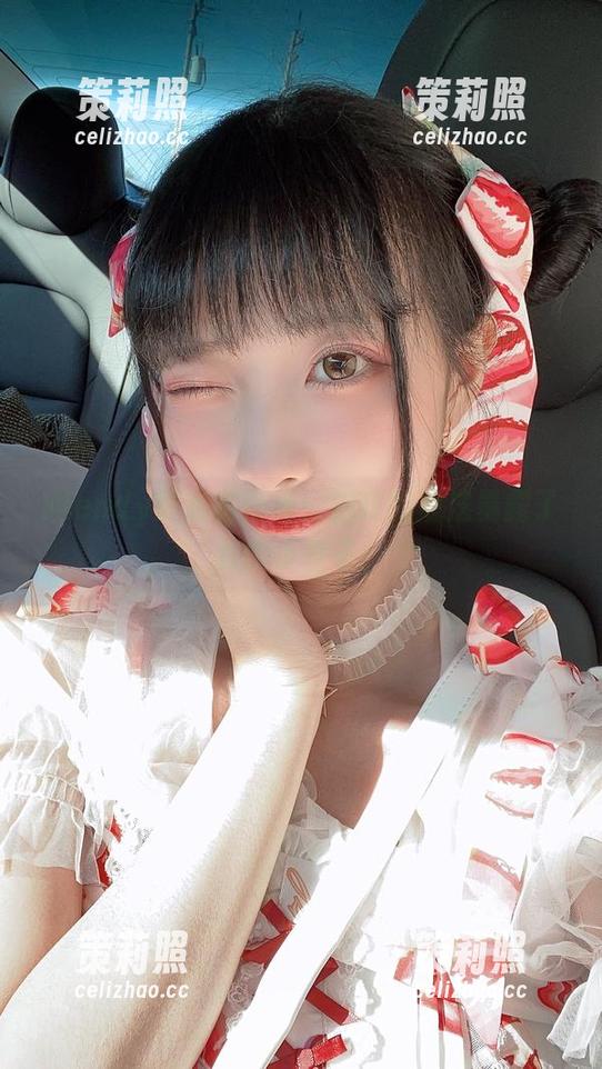 Wendy的私拍图集：猫咪的魔法暴露了我的小性子！