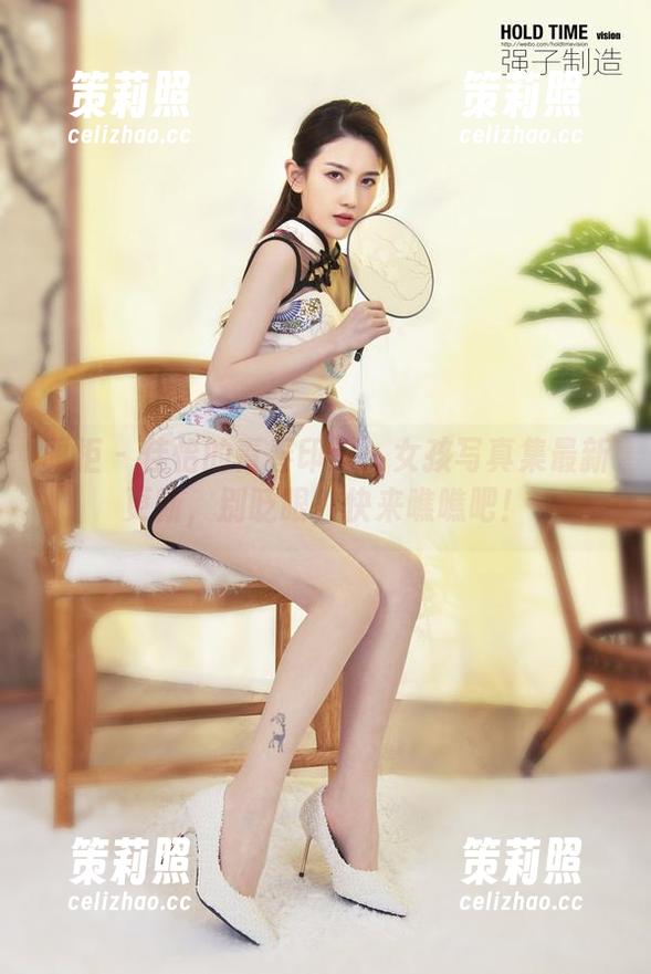 丽柜 - 佳怡的青春印记：女孩写真集最新更新，别眨眼，快来瞧瞧吧！
