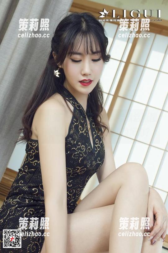 丽柜-由美 丽柜 - “由美”的短裙,快来看看这张图片,怎有种让人一眼就能悸动的魔力?