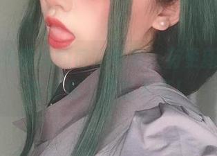 你十七鸽和她的宿醉毛衣，有更新的图库在等你，不慌不慌！