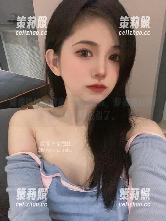 倦倦喵的美图集，关注丝袜，却被她这慵lazy女人味吸引了。