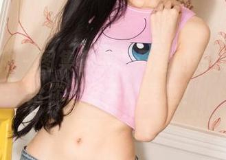 克拉女神 – 图集在手，周迪的短裤原图能给你一整天的灵感！