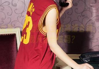 克拉女神 – 盈盈黑丝全集高清合辑：你以为我只看丝袜吗？