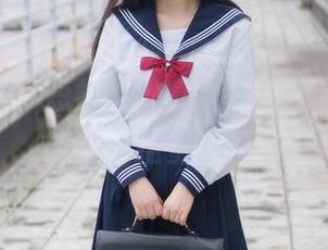 兔玩映画：短衬衫的高清写真，谁说它只能在衣柜里宅着？