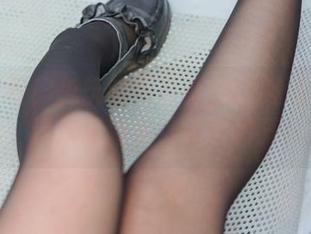 小心驾驭！兔玩映画最新的制服短裙写真，这次更新会让你冒冷汗！