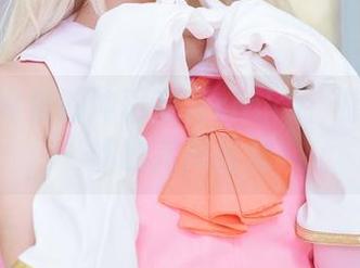 私房写真里的冲田凛花rinka：旗袍与妩媚的完美碰撞