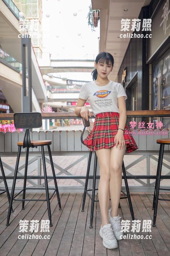 梦丝女神 - 璇璇的瑜伽作品集：这些姿势我能试吗？