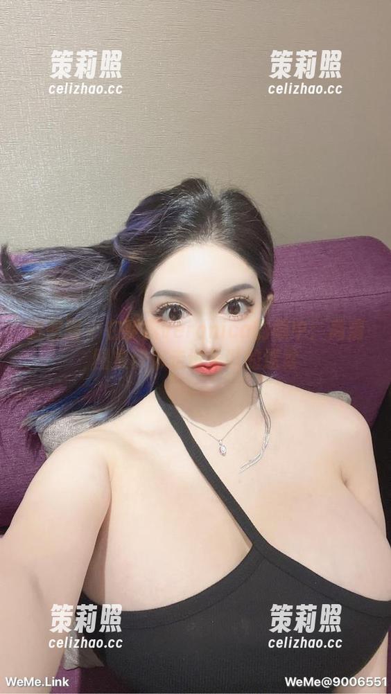 梦露veronica 微密圈 - 在梦露veronica的眼中:高清图集带你走进圣诞的迷雾
