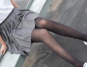 森萝财团：那一瞬的海风，全套JK制服与白丝的完美组合？