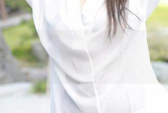 模范学院 – 理想中的栗子Riz女友，私拍资源让你心里痒痒的。