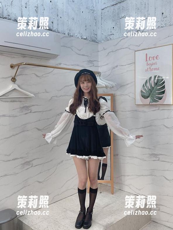 来了来了，泥泥汝圣诞B套图，仿佛小精灵散落在雪地里。