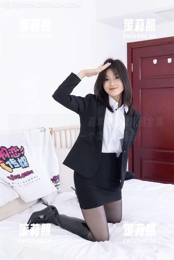 物恋传媒-嘉木 物恋传媒 - 就问你,嘉木的泳衣原图全集全不全?给我一个卖萌的机会!