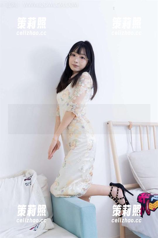 物恋传媒 - 把操场变成艺术，案例猫耳的写真喜欢吗？