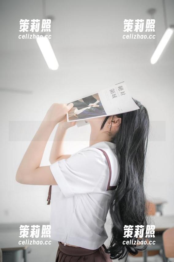 疯猫ss原图，你能抗拒这张黑白吗？