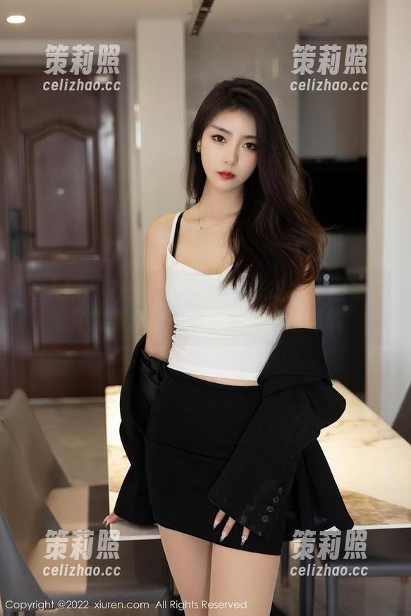 秀人网-Vetiver嘉宝贝儿 秀人网 - Vetiver嘉宝贝儿的女仆图集:其实你根本不用付钱就能偷瞄哦
