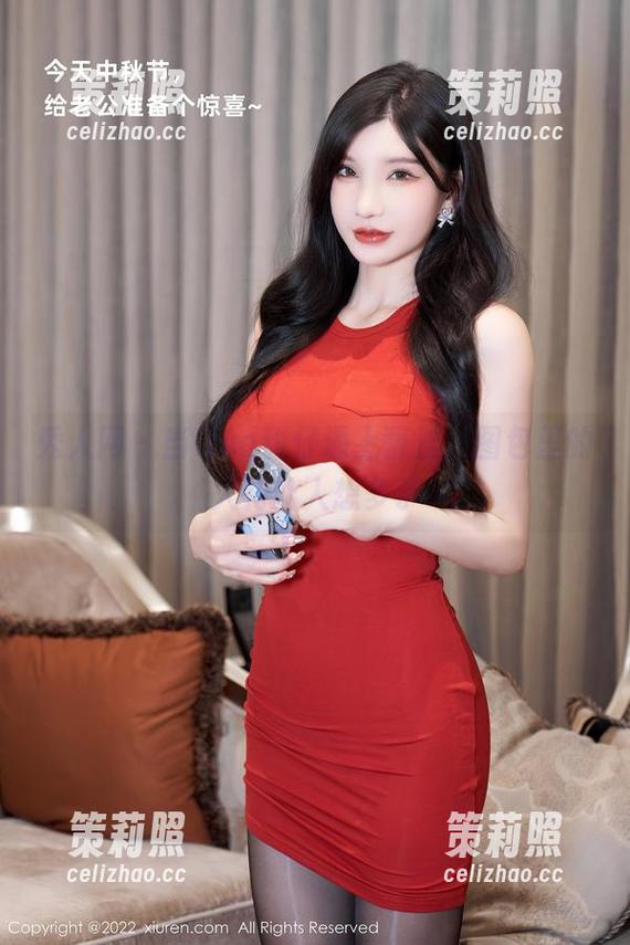 秀人网-tina甜仔 秀人网 - 当tina甜仔遇上蕾丝,图包里的火花让人想多了