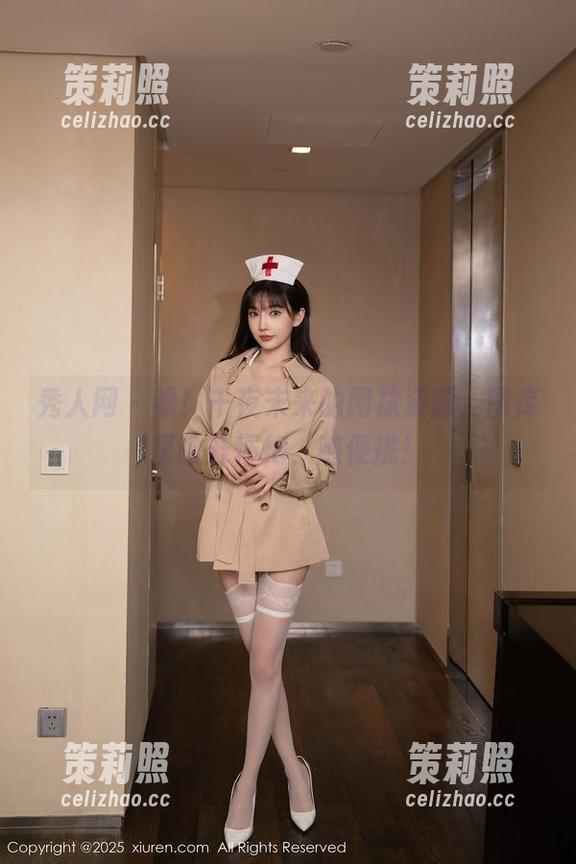 秀人网 - 看！千夜未来的网袜资源，图库里敞开怀抱，随便挑！