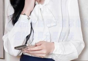 秀人网 – 让奶茶味的包子教你做女王，随意的写真分享时光