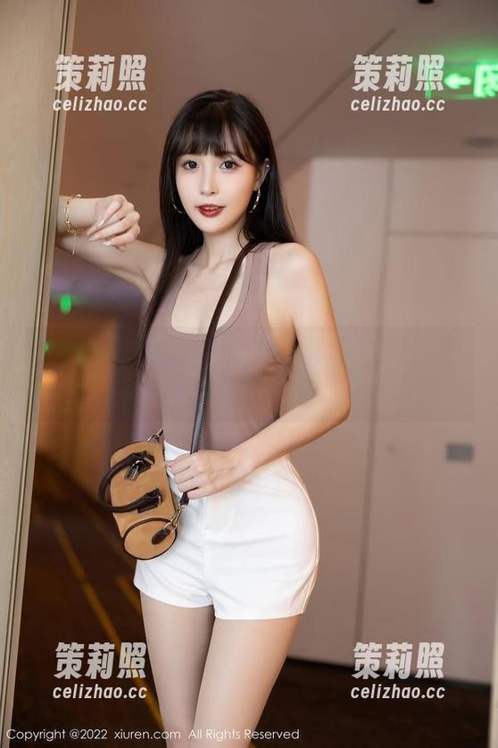 秀人网 - 安然anran的写真集，不当天使却拼命分享喔