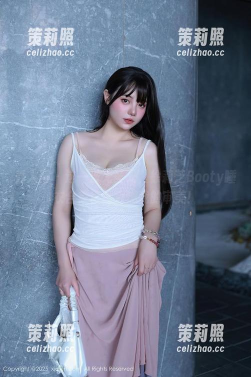 秀人网 - 这一波无圣光，徐莉芝Booty睡衣合集直接点燃我的审美！