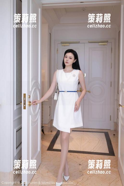 秀人网 - 这是什么校园时代学生装，糯美子你真会选呀，图包和资源都很打啊